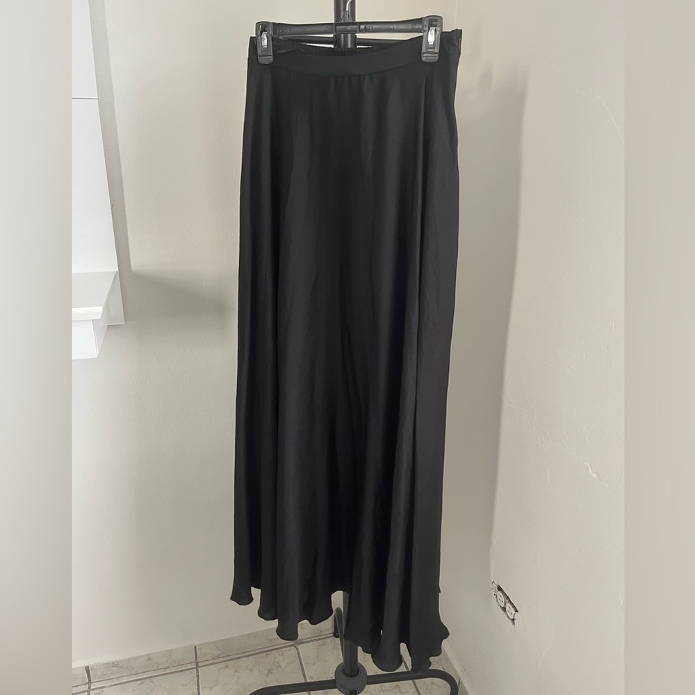 Aakaa Black Maxi Skirt​